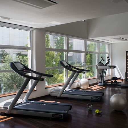 Magna Pars L'Hotel A Parfum, Small Luxury Hotels Of The World Milano Eksteriør bilde The gym at the Mandarin Oriental, Munich