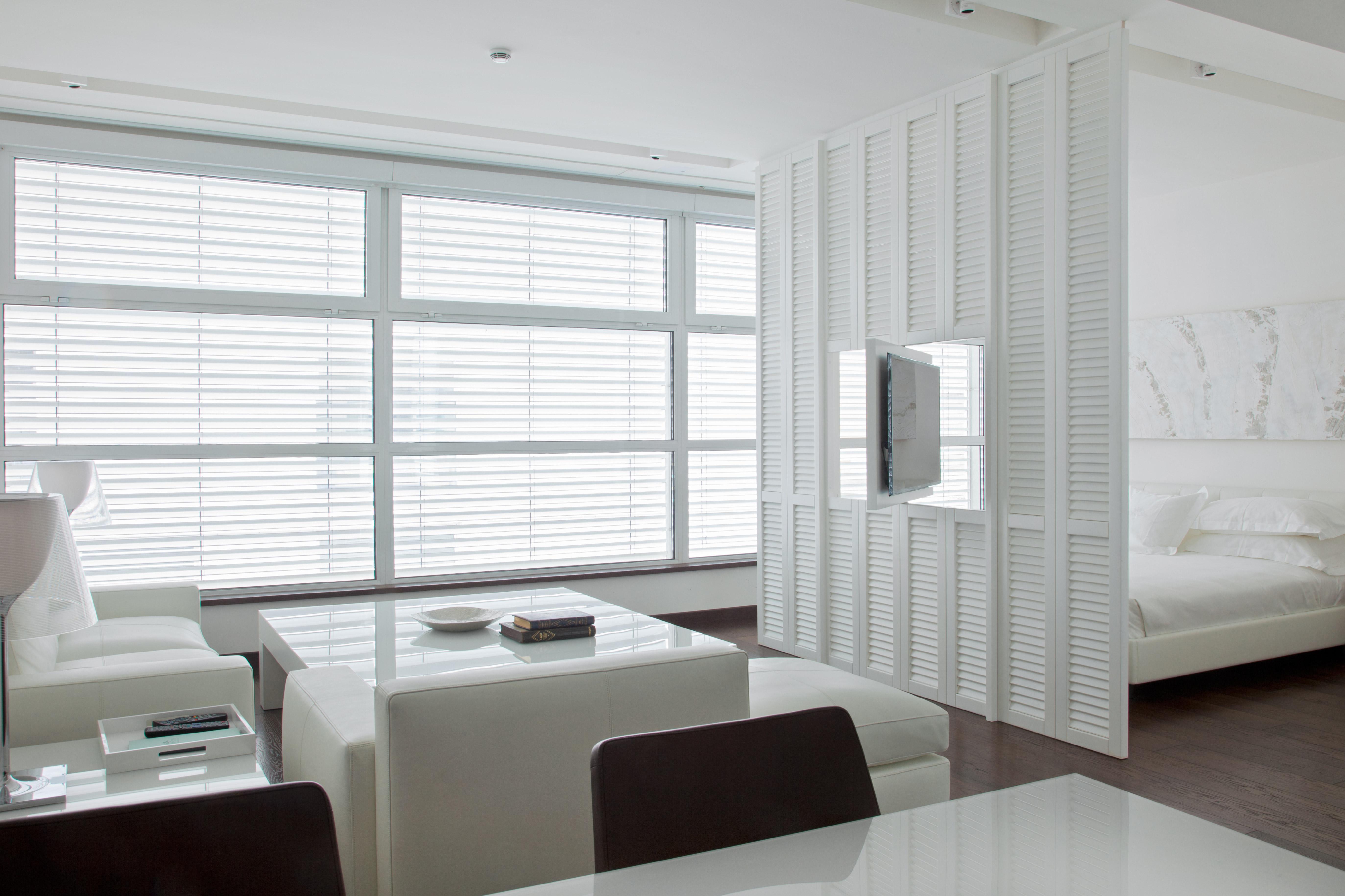 Magna Pars L'Hotel A Parfum, Small Luxury Hotels Of The World Milano Eksteriør bilde Venetian blinds