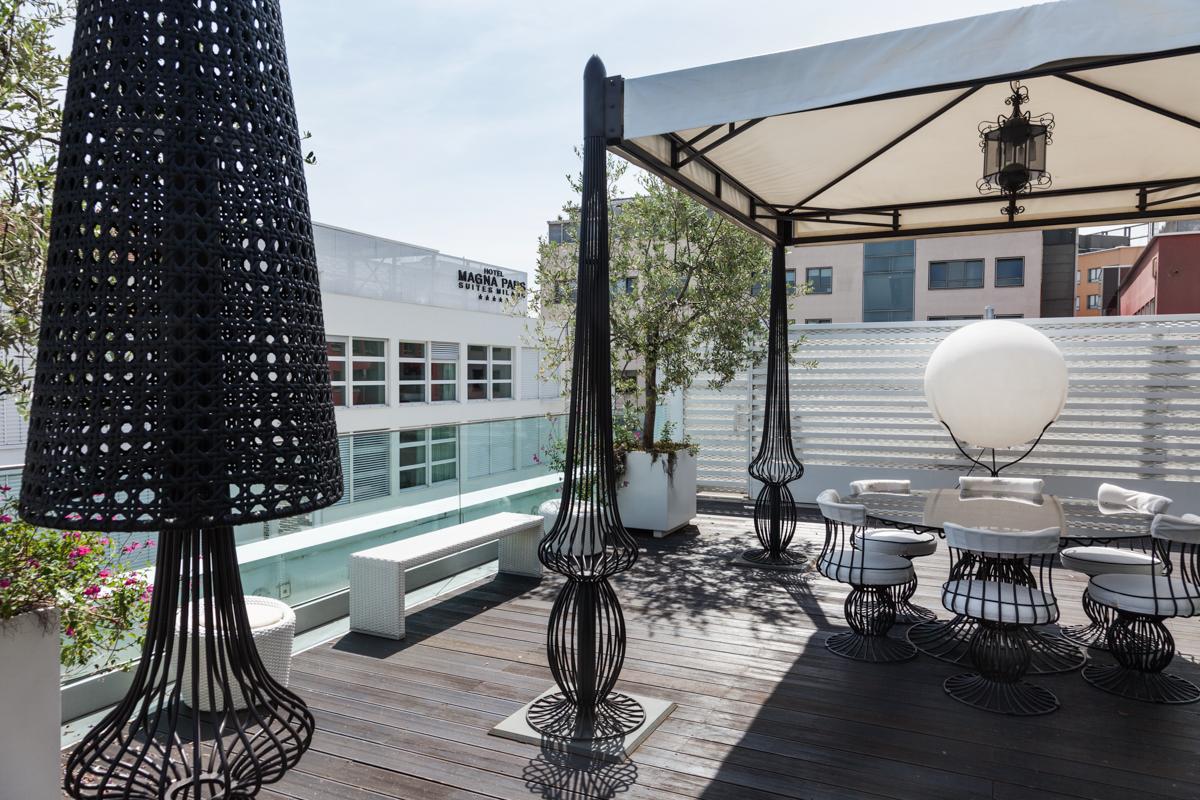 Magna Pars L'Hotel A Parfum, Small Luxury Hotels Of The World Milano Eksteriør bilde Rooftop terrace